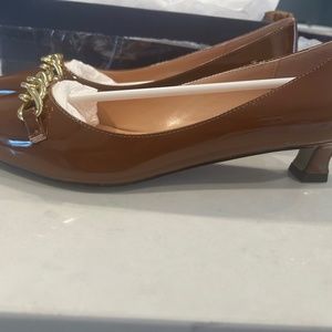 Women's slip on patent metal casual pointed toe low heel pump 1.5 inch
